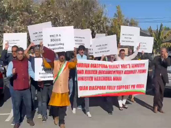 US: Indian Diaspora Holds Protest In California Against BBC Documentary ...