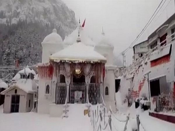 Uttarakhand's Gangotri Temple enveloped in thick blanket of snow