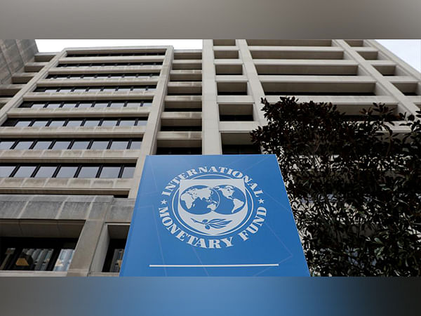 IMF team arrives Pakistan to discuss ninth review