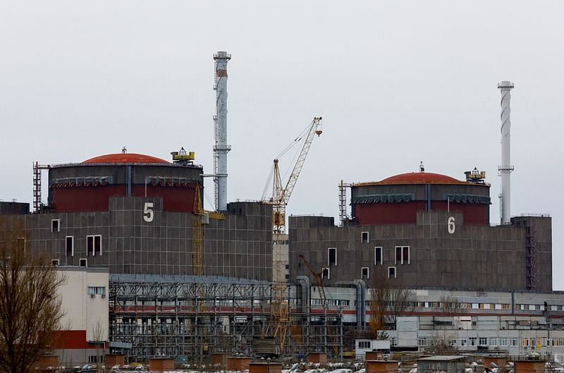 Blasts near Ukraine nuclear plant, says UN watchdog; Russia calls it ...