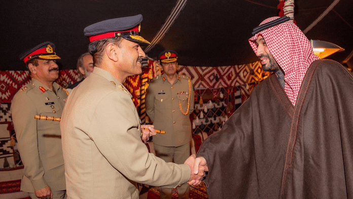 Crown Prince Mohammed bin Salman receives Pakistan Chief of Army Staff of Gen. Asim Munir | Saudi Gazette/Twitter
