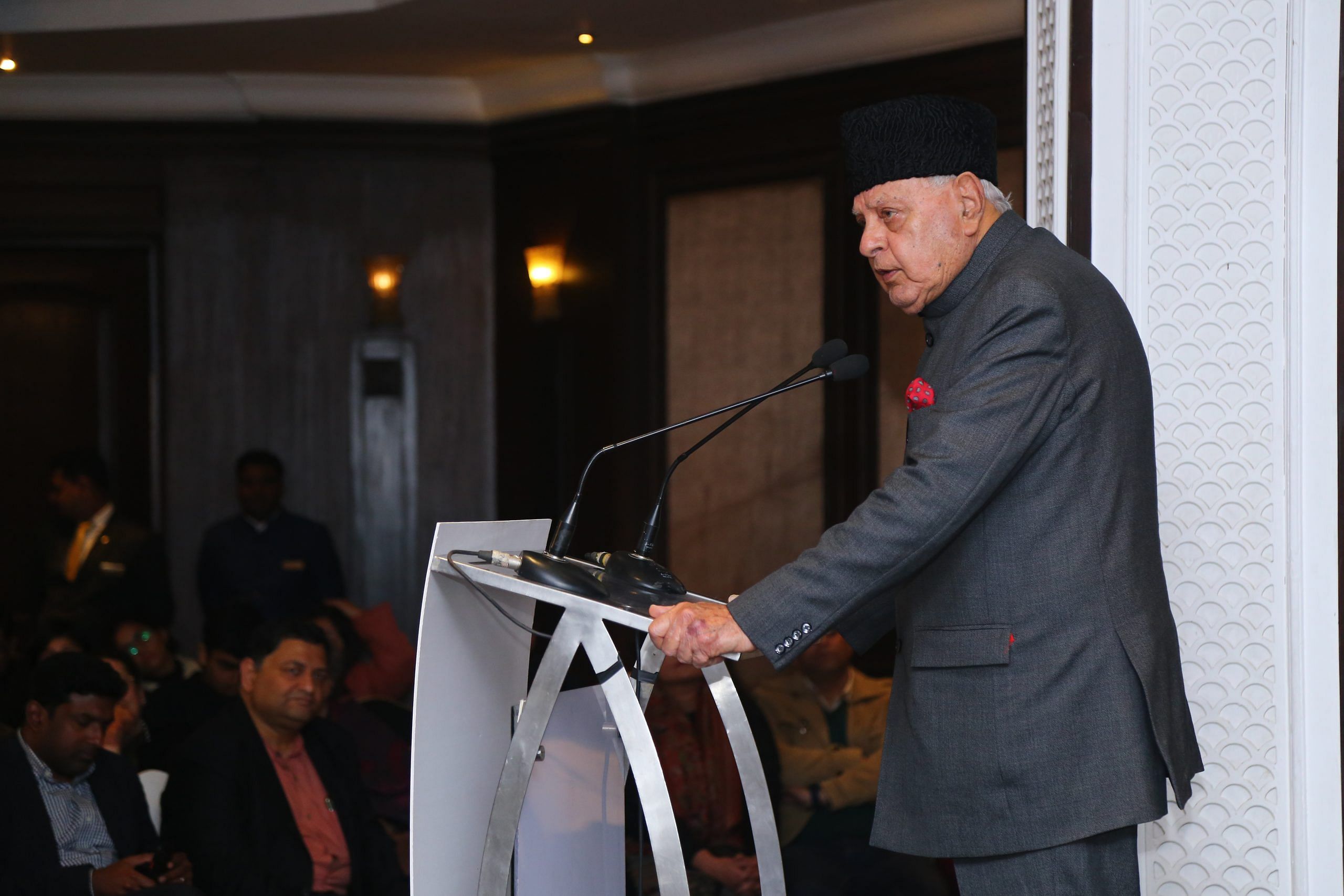 Farooq Abdullah addresses the audience | HarperCollins India 