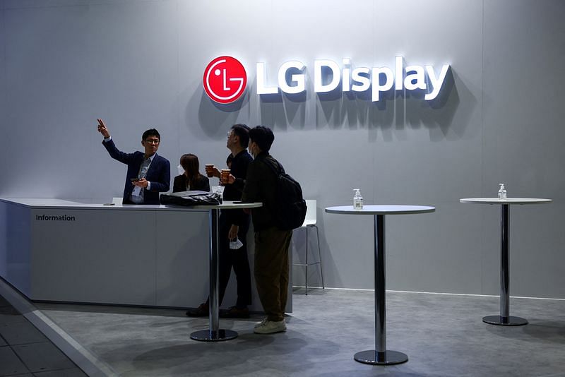 lg display posts record loss in q4 due to weak demand – theprint –