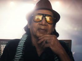 Director Dilip Gulati in Cinema Marte Dum Tak | YouTube screenshot