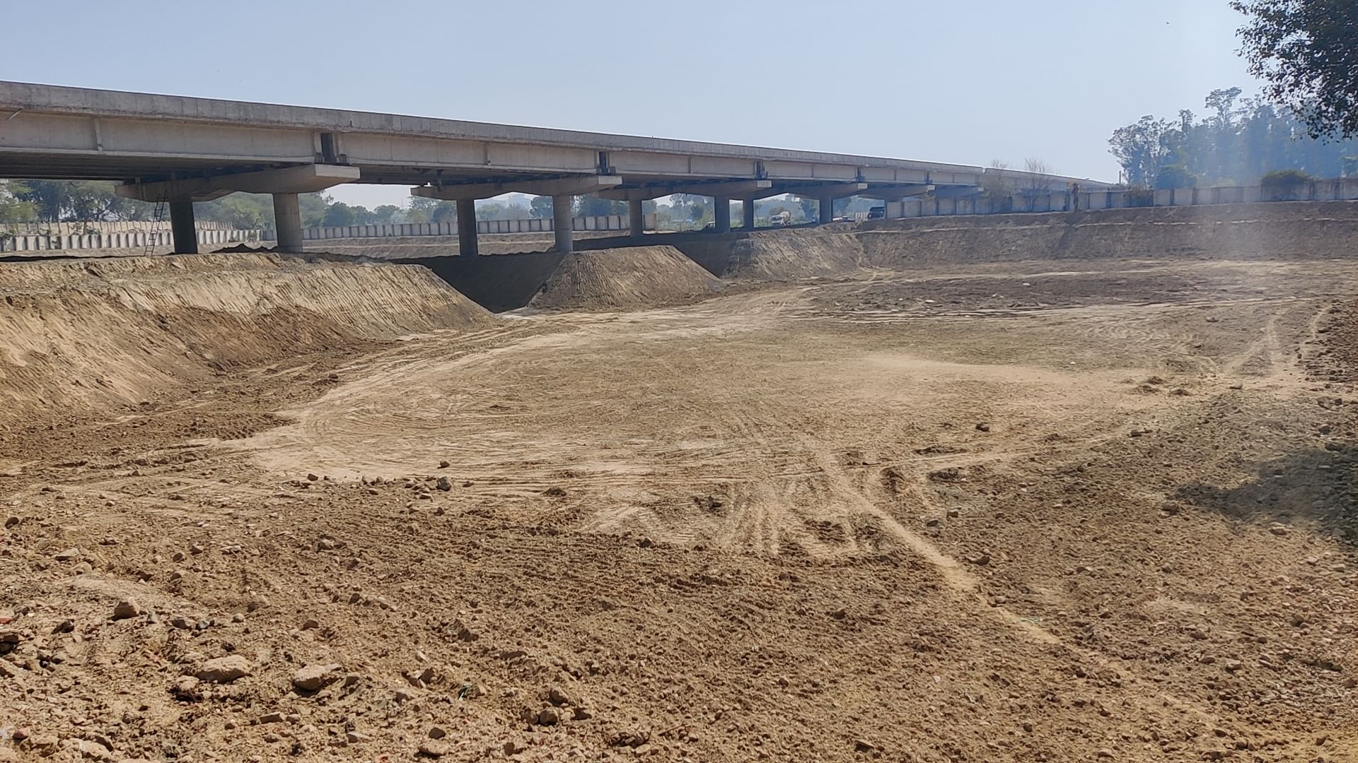 Najafgarh lake under construction | Sonal Matharu, ThePrint