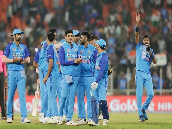 India leave New Zealand searching for series win at their backyard on record-breaking day at Ahmedabad in 3rd T20I