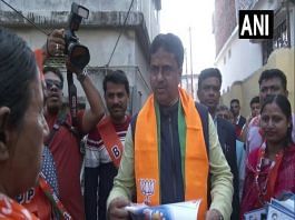 Tripura Chief Minister holds door-to-door campaign in Agartala
