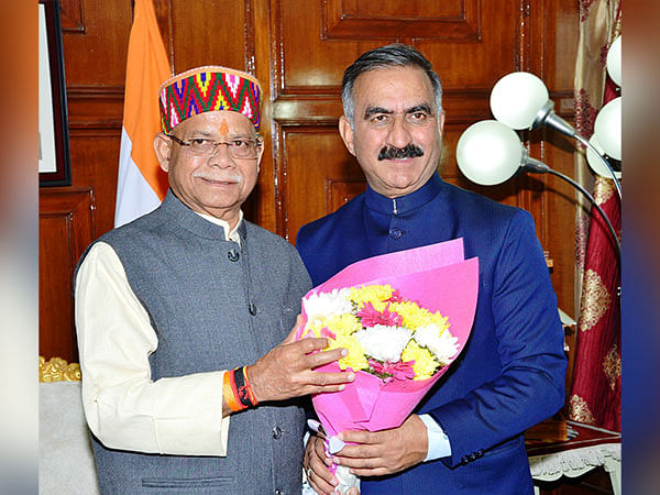 Himachal Pradesh CM greets Shiv Pratap Shukla on assuming office of Governor