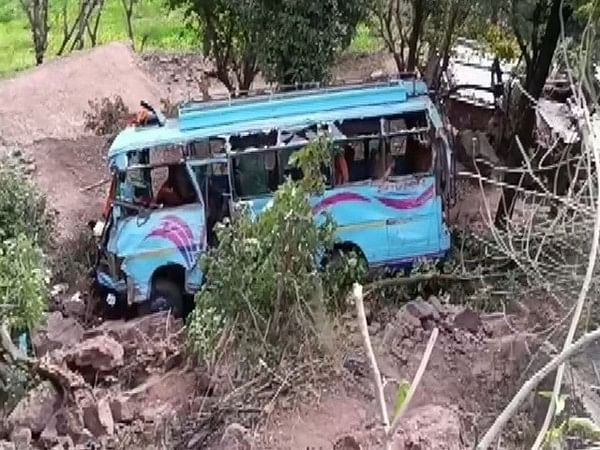 2 killed, 19 injured as bus carrying pilgrims falls into gorge in J-K ...