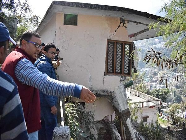 Joshimath: Chamoli DM inspects landslide-affected areas