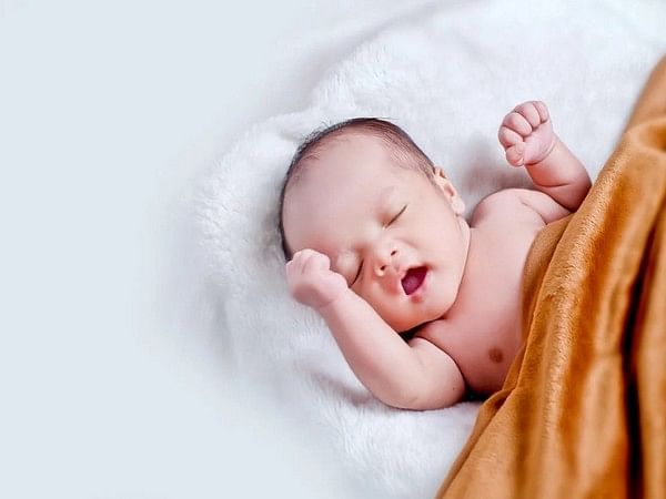 Most babies born to mothers with COVID-19 separated after birth resulting in low breastfeeding rates: Study