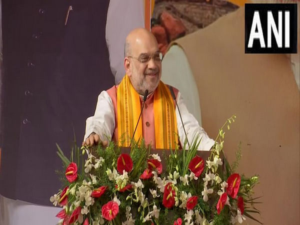 Give a chance to Yediyurappa for corruption-free government:  Amit Shah in Karnataka
