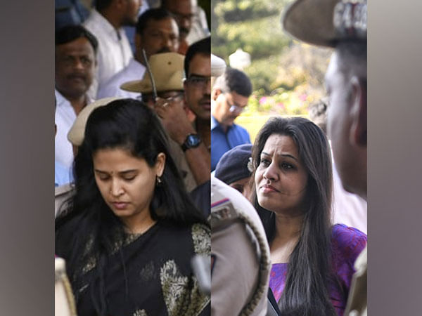 Bengaluru 74th City Civil Court puts stay on IPS D Roopa, others for making statements against IAS Officer Rohini Sindhuri 