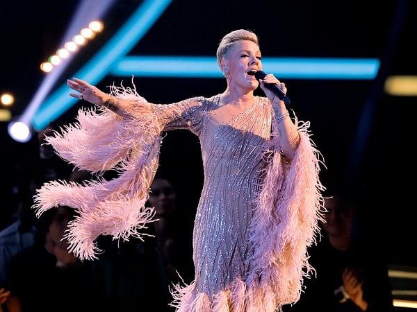 Pink claims Madonna 