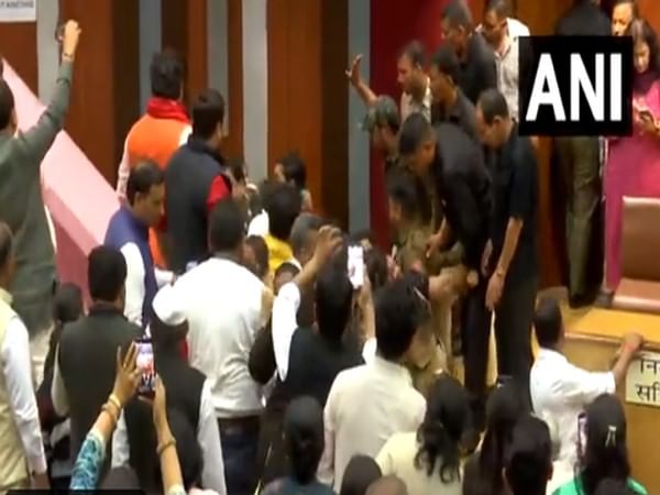 BJP files complaint against AAP alleging assault on women councillors in MCD house; AAP to file FIR against BJP 