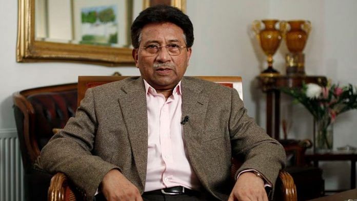 Former Pakistani President Pervez Musharraf poses for a picture after an interview with Reuters in London January 16, 2011 | Photo: Reuters