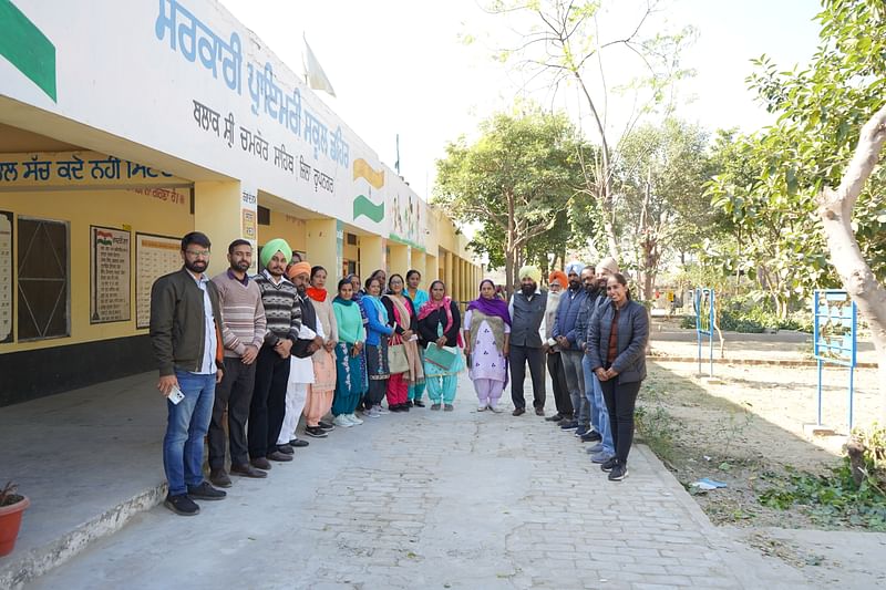 Sanjhi SIkhiya team with teachers after a cluster academic meeting | By special arrangement