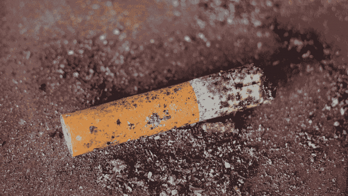 A cigarette butt for representational purpose | Commons