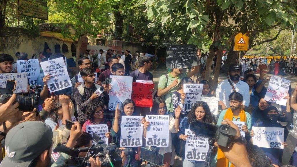 Students at the protest site | Image: Nitya Choubey