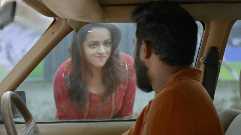 Ntikkakkakkoru Premondarnn is a sweet, engaging romantic drama. Bhavana shines in comeback film