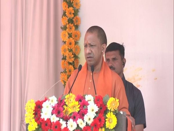UP: Yogi govt to exempt EV buyers from tax, registration fees