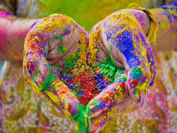 Andhra Pradesh Guv Syed Abdul Nazeer wishes people on Holi