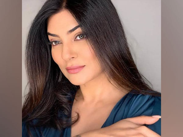 Sushmita Sen resumes working out post heart attack, shares pic