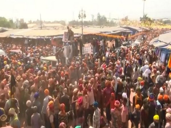 Devotees Celebrate 'Hola Mohalla' At Sri Anandpur Sahib – ThePrint ...