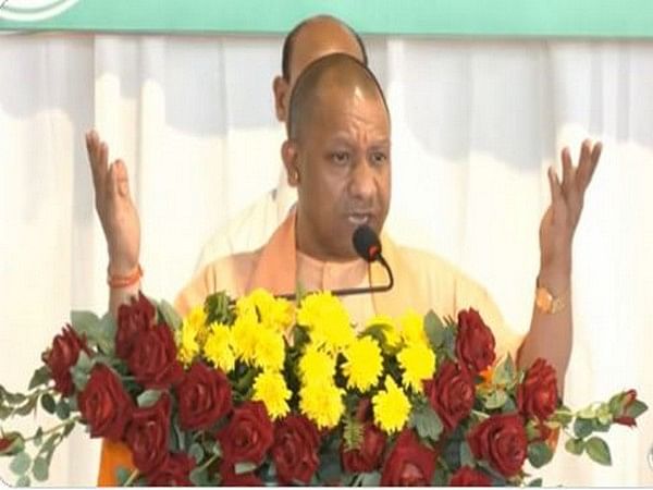 "Those who criticise India abroad today..." CM Yogi hits out at Rahul Gandhi