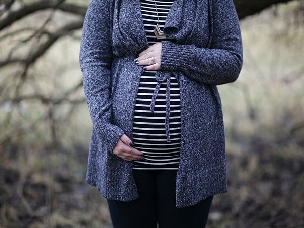 Dim lights before bedtime to reduce risk of gestational diabetes, says study
