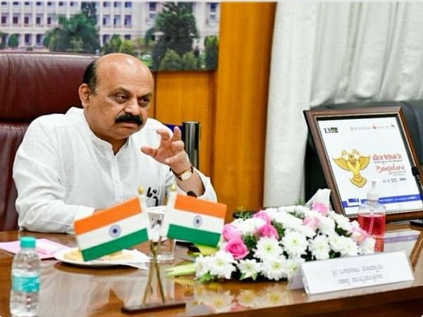 Karnataka CM condemns Maharashtra's announcement of health insurance for border villages