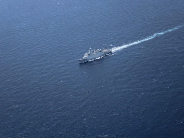 Chinese ships enter Japan's territorial waters near Senkaku islands