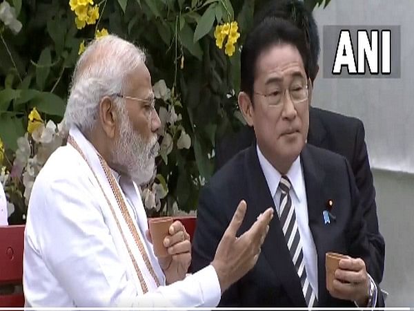 Japanese PM Fumio Kishida enjoys gol gappe, lassi, aam panna with PM Modi in Delhi