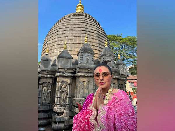 Rani Mukerji seeks blessings at Kamakhya Temple in Assam 