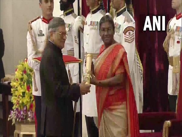 President Murmu confers Padma Awards, SM Krishna, Narendra Chandra Debbarma honoured