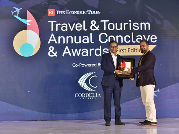 TellMe DigiInfotech receives the prestigious Best Travel Tech Company Award at ET Travel & Tech Conclave, Gurgaon