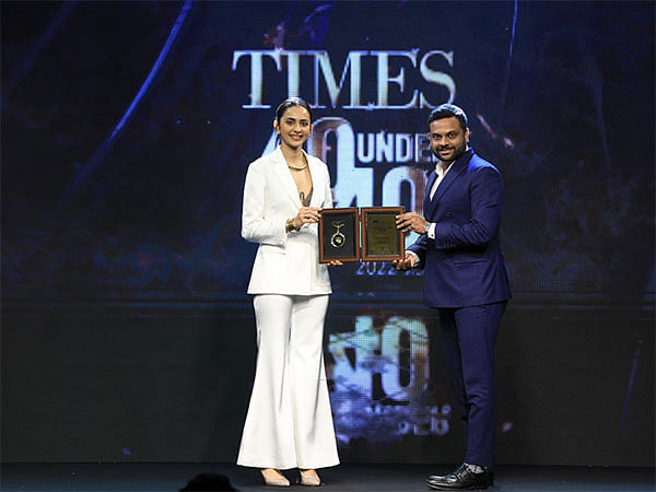 EduBridge CEO, Girish Singhania felicitated at Times 40 Under 40
