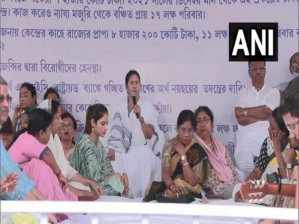 "If you speak against them, they send ED, CBI after you": Mamata slams Centre at Kolkata sit-in