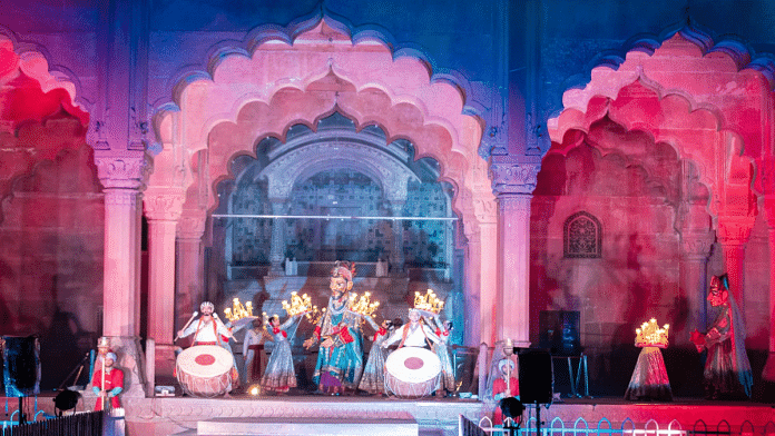 Shah Jahan puppet at Red Fort's Jai Hind show | Dalmia Bharat Group