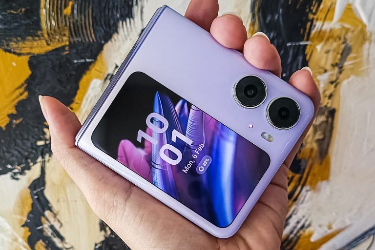 Samsung must be on edge on foldable phones. Competition coming thick from Oppo, Vivo, Xiaomi