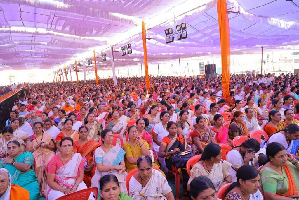 A convention of the Jagatika Lingayat Mahasabha in Karnataka’s Bidar Sunday where they decided to revive the 'minority tag' campaign | By special arrangement