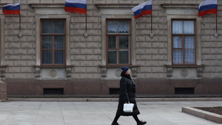 New Russian law proposes to strip acquired citizenship for discrediting Ukraine operation
