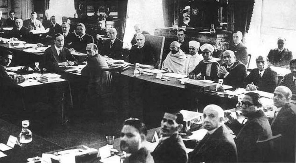 Mahatma Gandhi can be seen during the second Round Table Conference in London | Stock Images