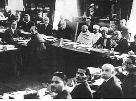 Mahatma Gandhi can be seen during the second Round Table Conference in London | Stock Images