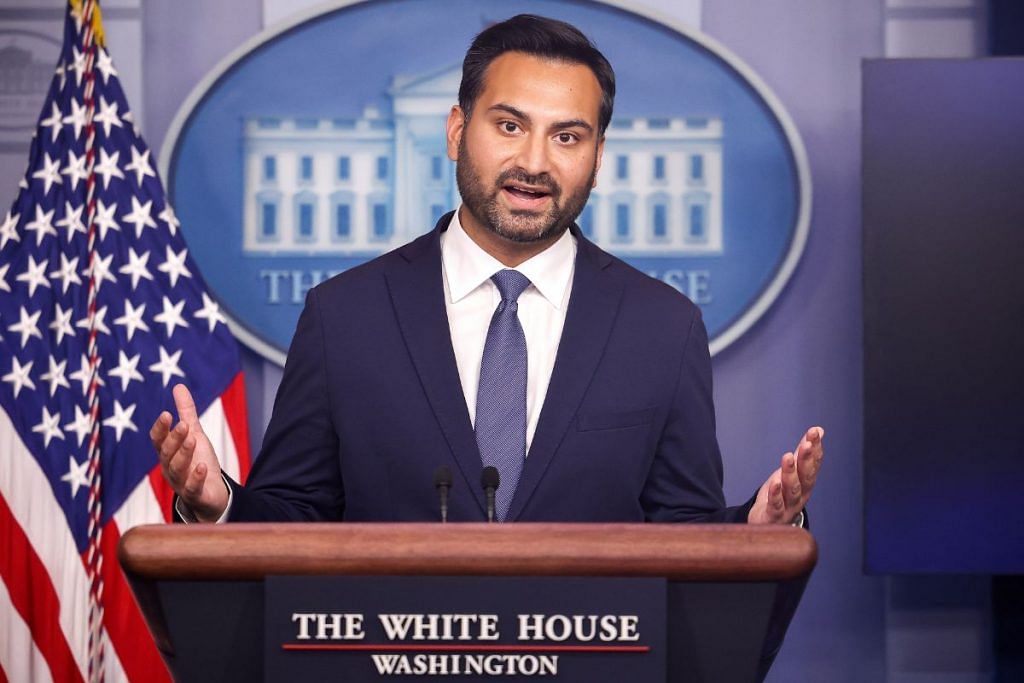 File photo of Deputy National Climate Advisor Ali Zaidi speaking to reporters during media briefing at the White House in Washington, US 16 December, 2021 | Reuters