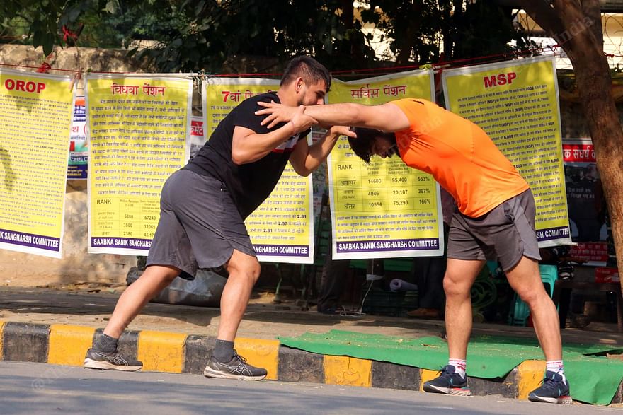Wrestlers training at Jantar Mantar | Praveen Jain | ThePrint