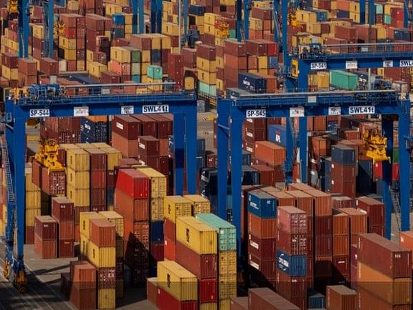 Maharashtra Maritime Board sets record of handling 71 million tons of cargo in 2022-23