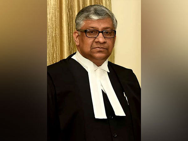 Former HC Chief Justice Thottathil B Radhakrishnan passes away at 63 ...