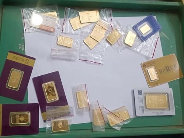 Over 1 Kg gold, assets worth Crores of rupees unearthed from arrested GST officer in Odisha Over 1 Kg gold, assets worth Crores of rupees unearthed from arrested GST officer in Odisha