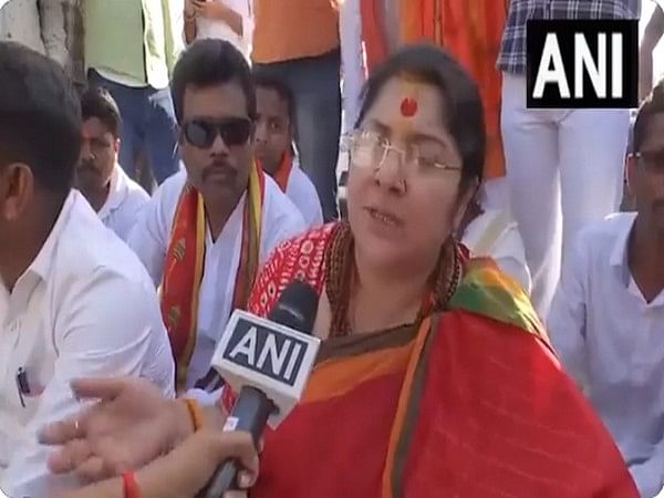 West Bengal: BJP MP Locket Chatterjee stopped from participating in Hanuman Jayanti procession in Hooghly